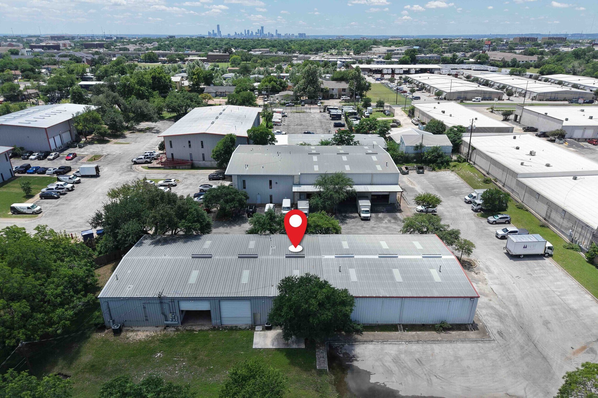 204 W Powell Ln, Austin, TX for Rent