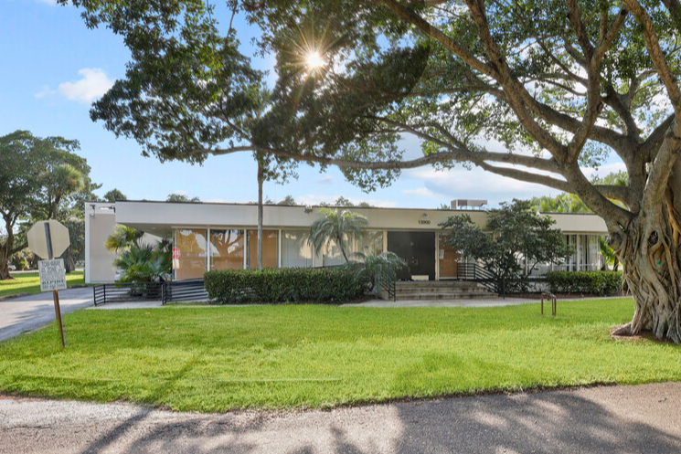 13900 NW 58th Ct, Miami Lakes, FL for Rent