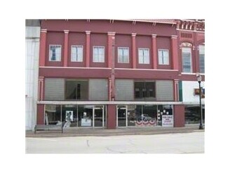 306 W Main St, Denison, TX for Sale