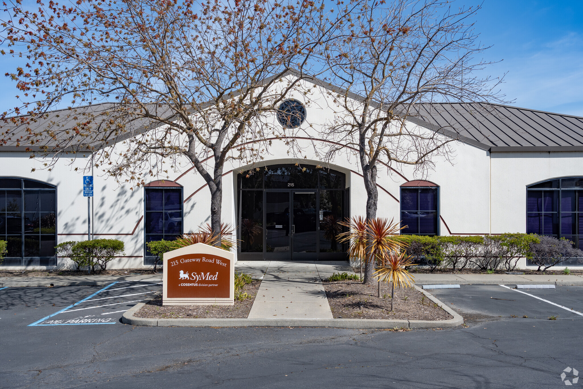 215 W Gateway Rd, Napa, CA for Sale