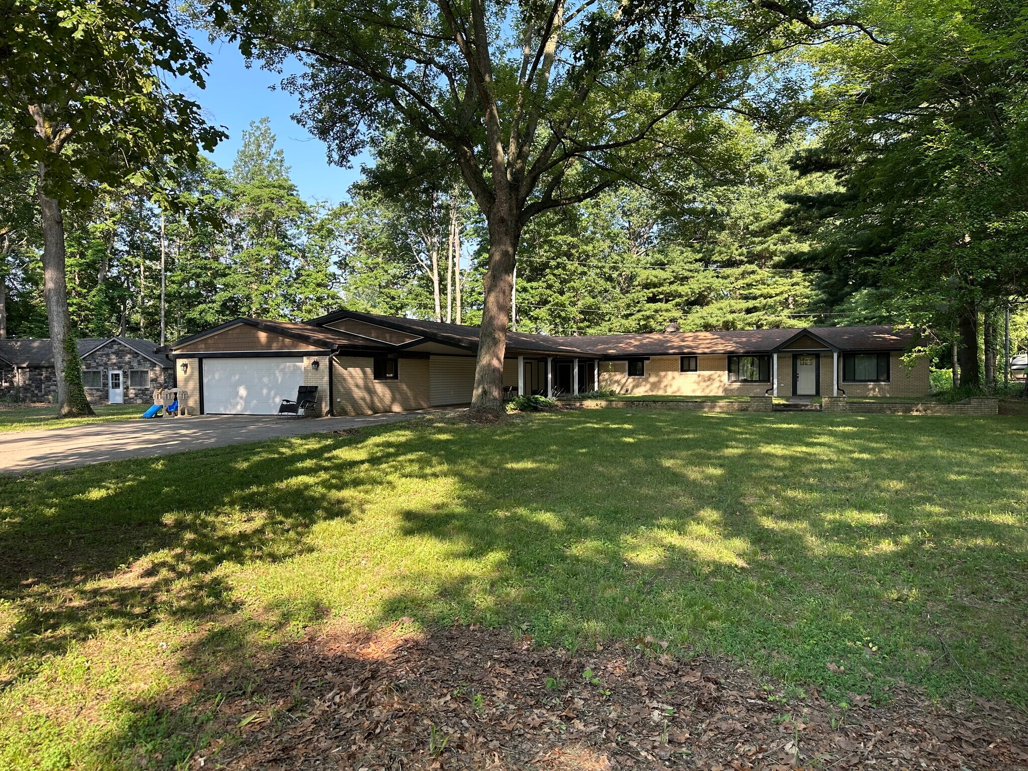 10931 Telegraph Rd, Erie, MI for Sale