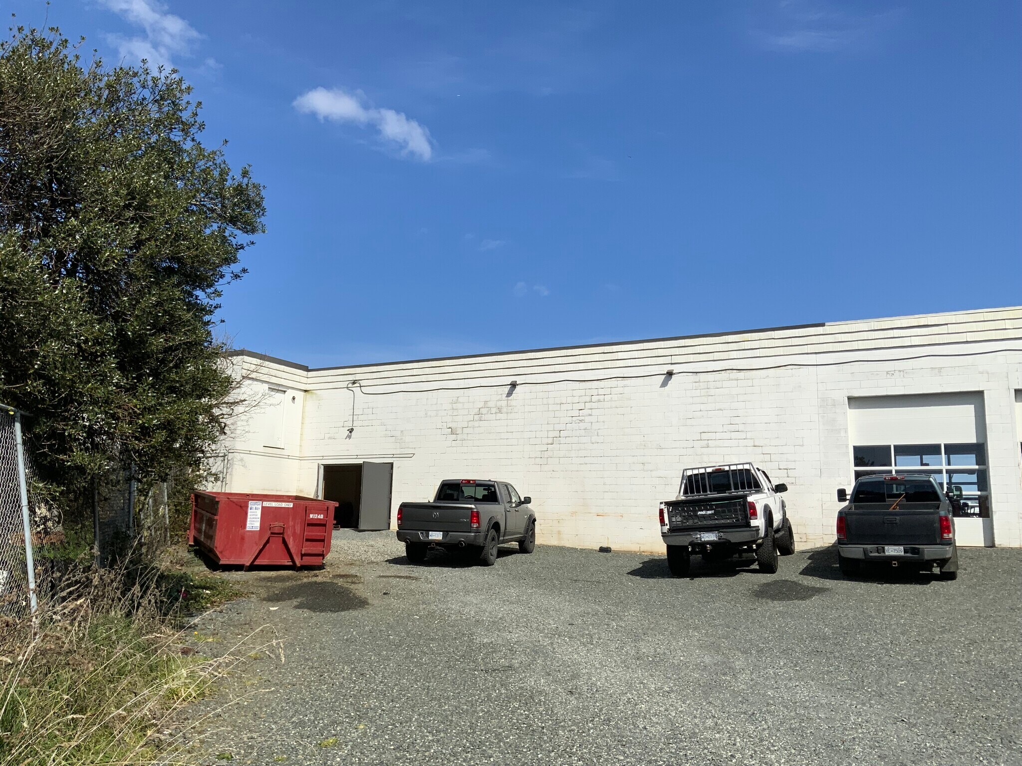 677 Burnside Rd E, Victoria, BC for Rent