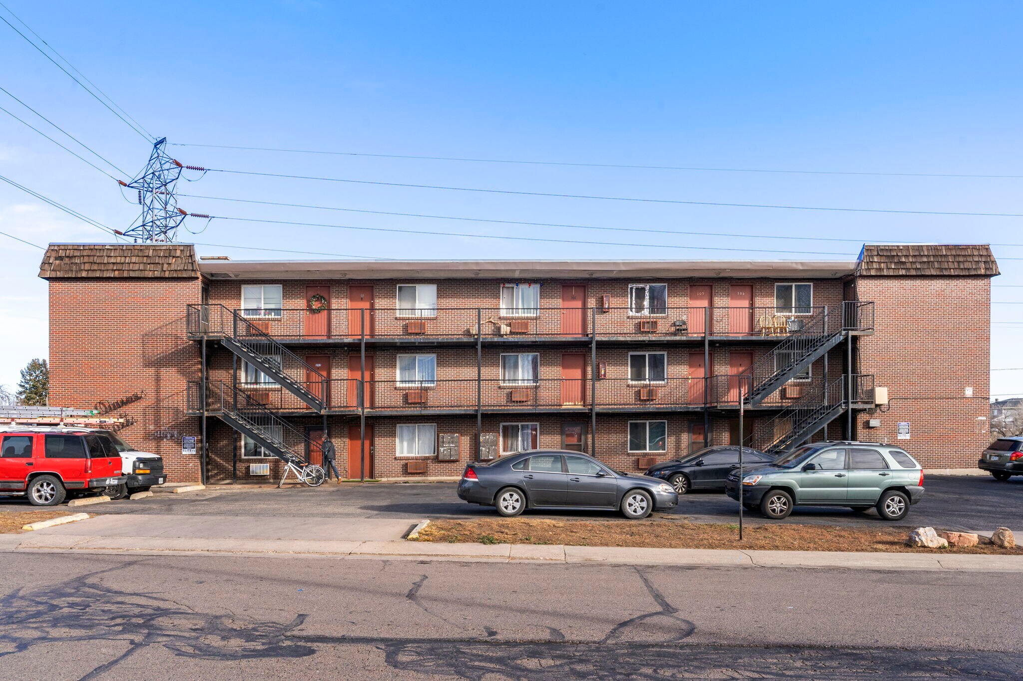 1100 S Quivas St, Denver, CO for Sale