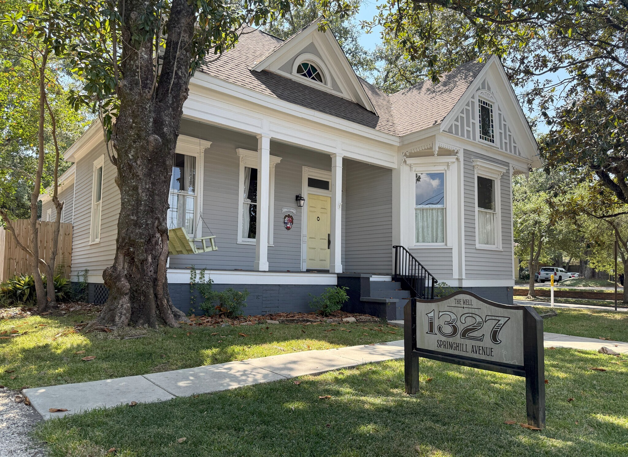 1327 Spring Hill Ave, Mobile, AL for Sale