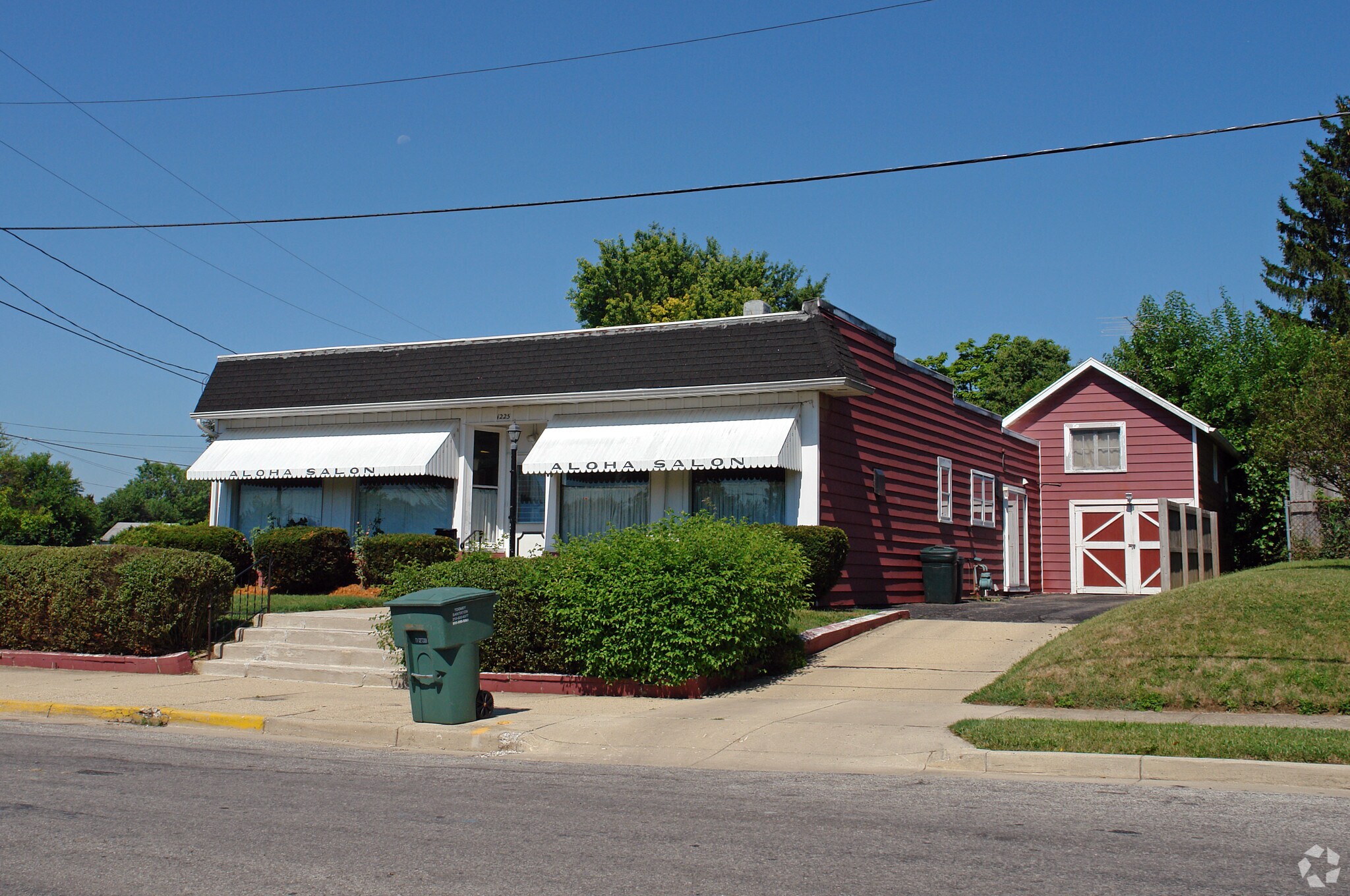 1225 Beacon St, Springfield, OH for Sale