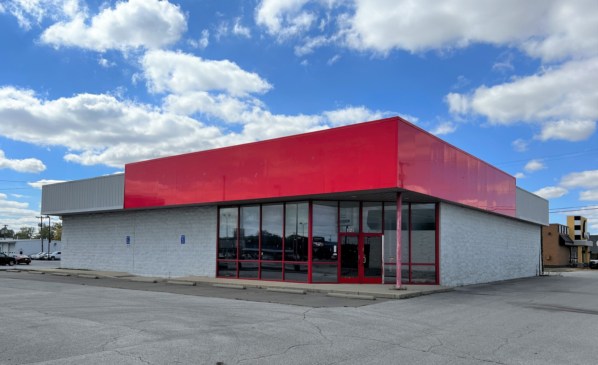1121 N Baldwin Ave, Marion, IN for Sale