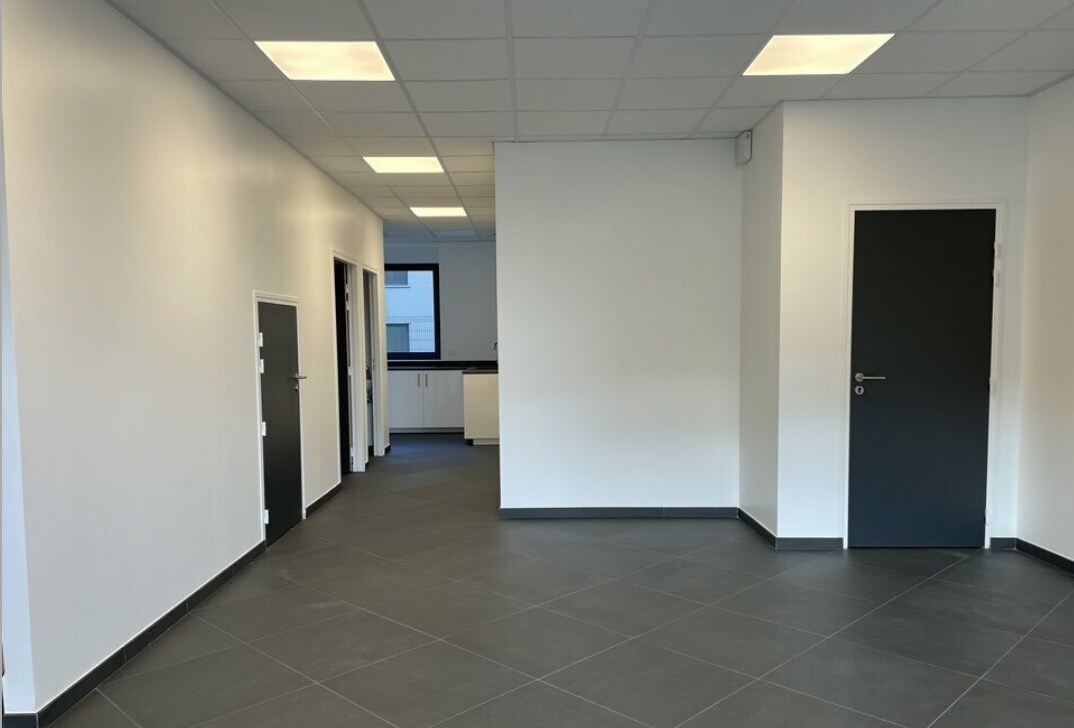 , Saint-Pierre-du-Perray, ESS for Sale