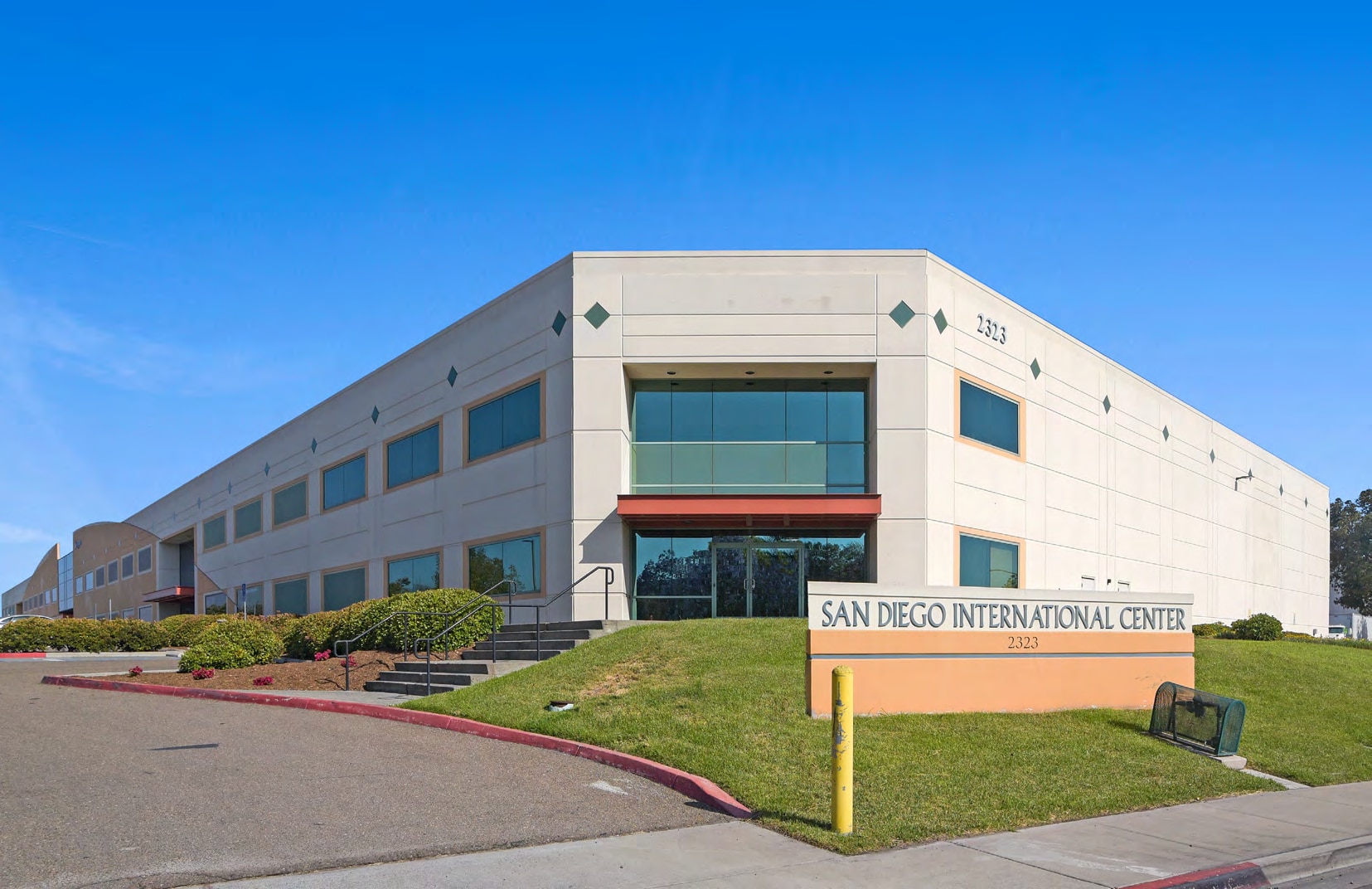 2323 Avenida Costa Este, San Diego, CA for Rent