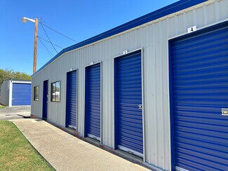 Jourdanton, TX Self-Storage Facilities - 907 Simmons Ave