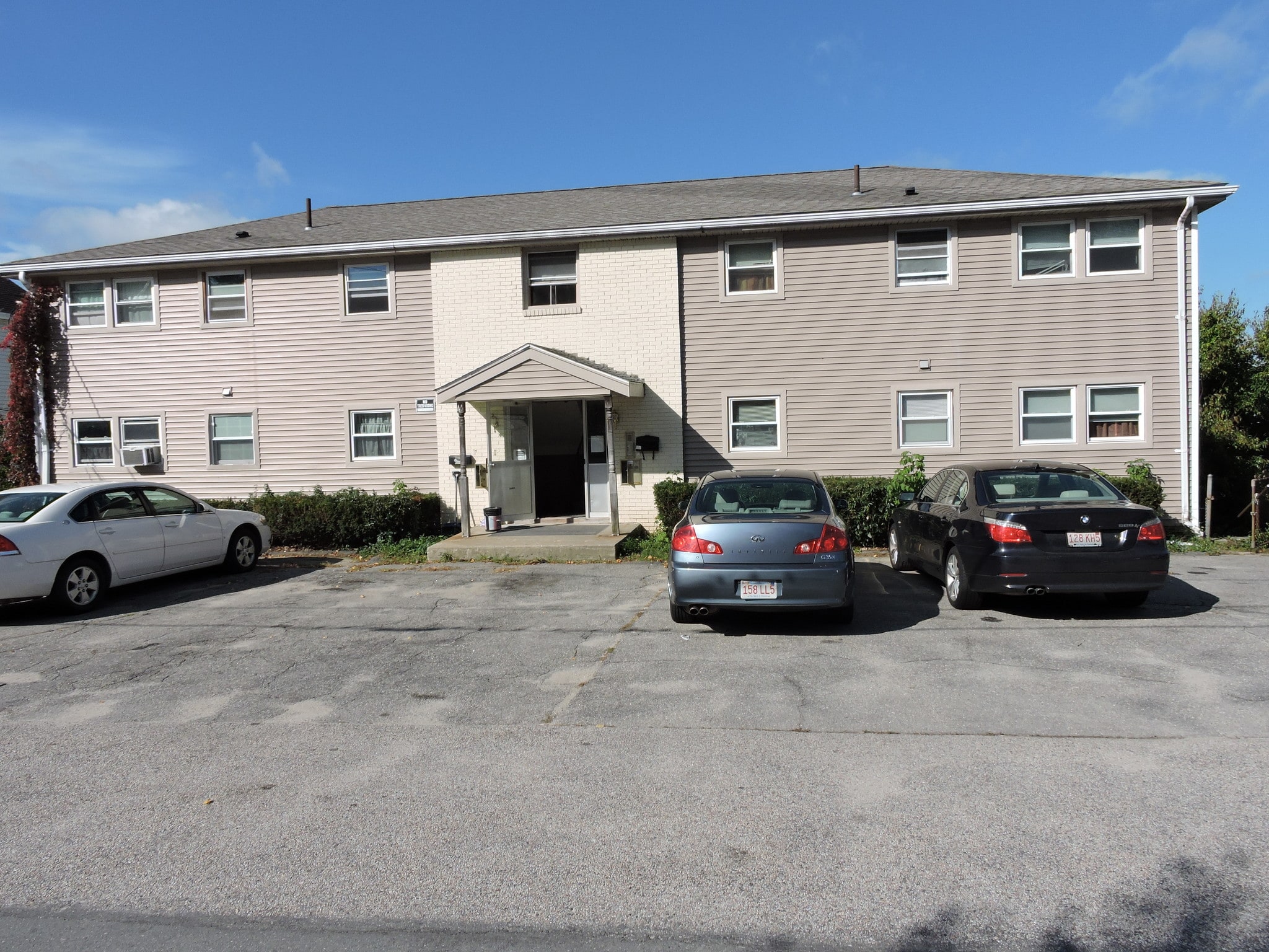 45 Proctor St Worcester, MA 01606 MultiFamily Property for Lease on