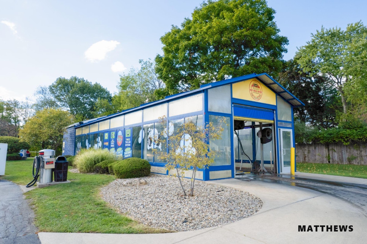 1813 Lincolnway E, Goshen, IN for Sale