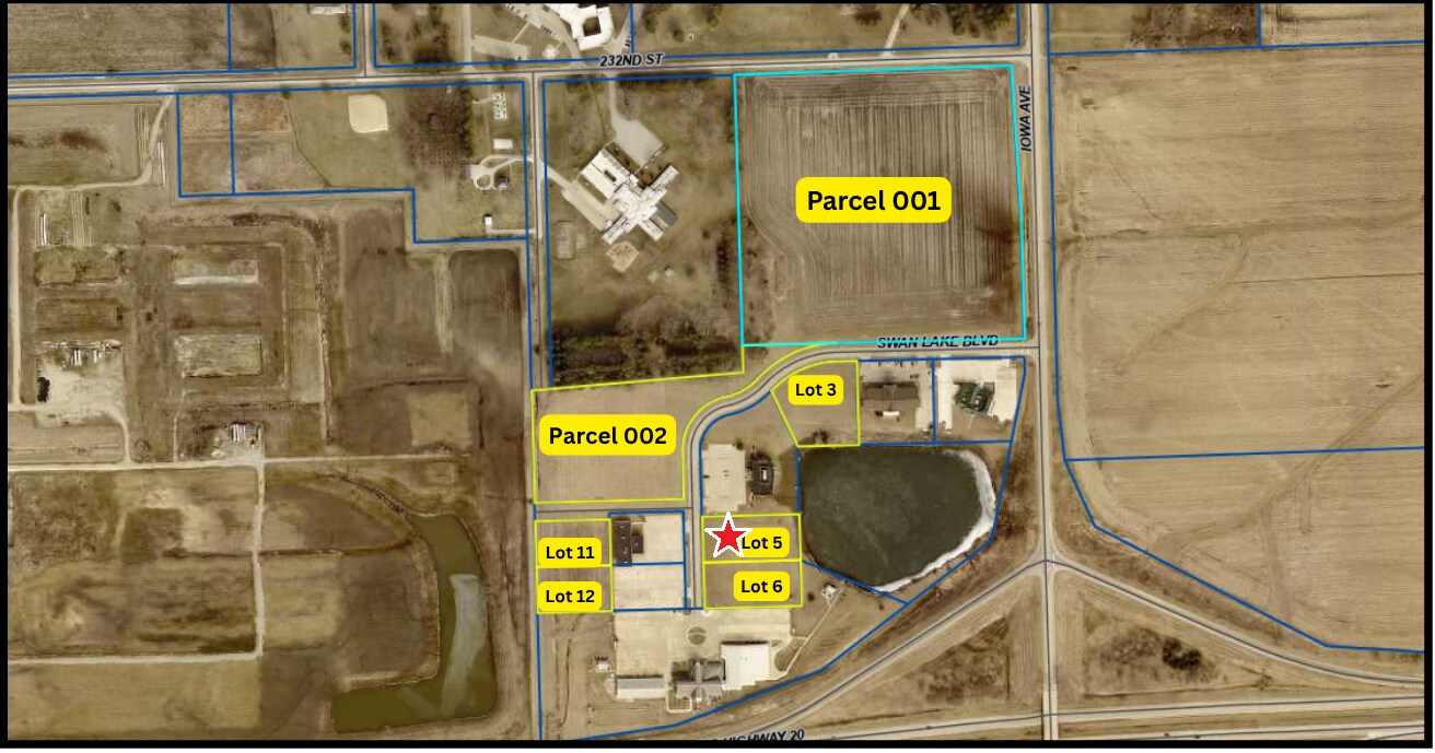 2400 Swan Lake blvd, Independence, IA for Sale