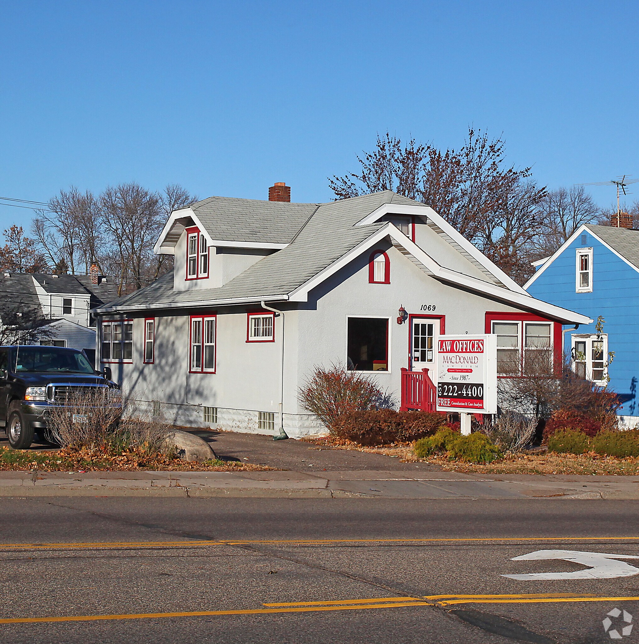 1069 Robert St S, West Saint Paul, MN for Rent