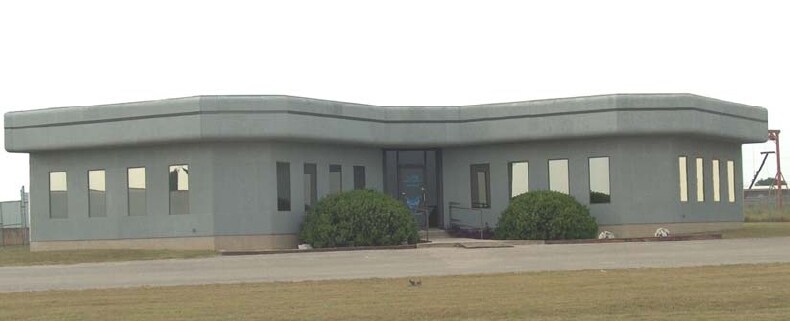 3040 E IH-10 Hwy, Seguin, TX for Rent