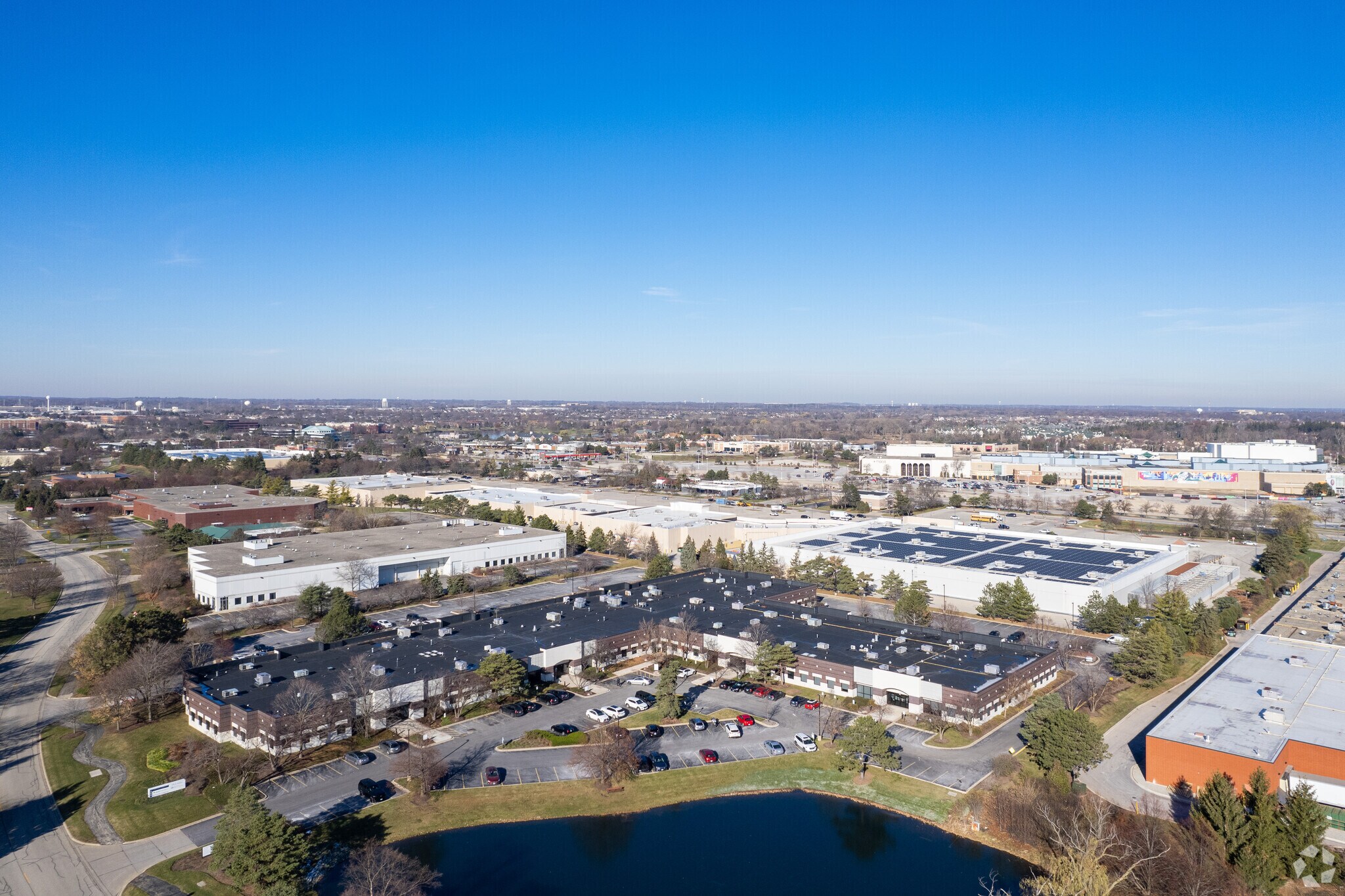 565 Lakeview Pky, Vernon Hills, IL for Rent