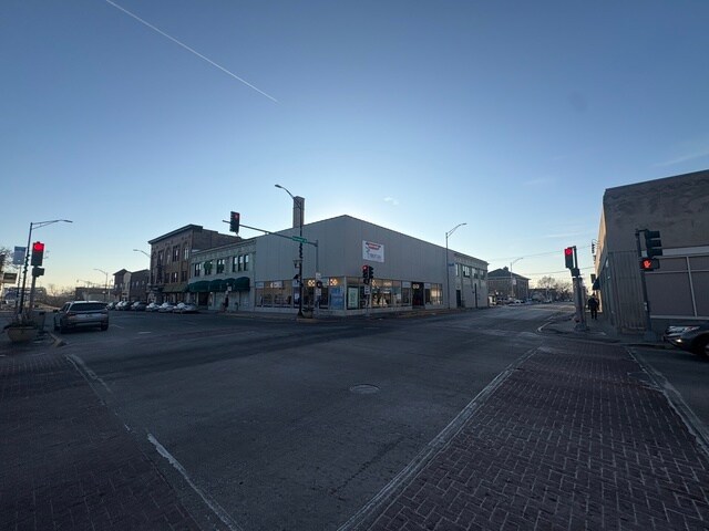 13102 S Western Ave, Blue Island, IL for Rent