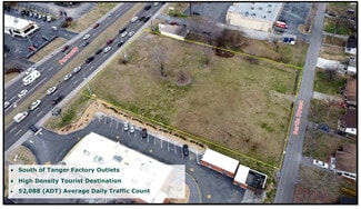 Sevierville, TN Commercial Land - 1819 Parkway
