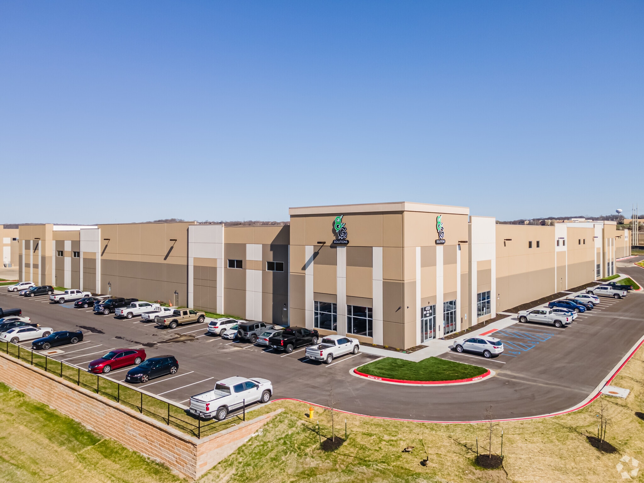 4151 NW 41st St Riverside, MO 64150 Industrial Property for Sale on