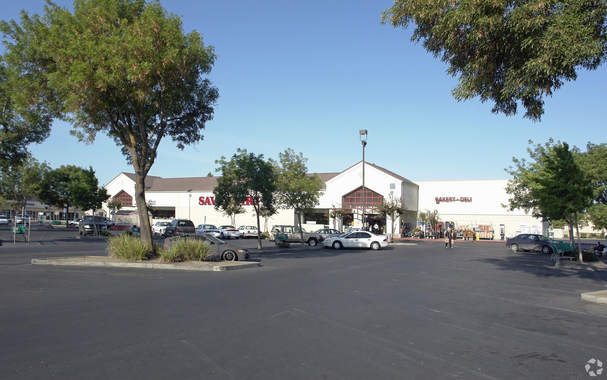 106150 W Olive Ave Merced, CA 95348 Shopping Center Property for