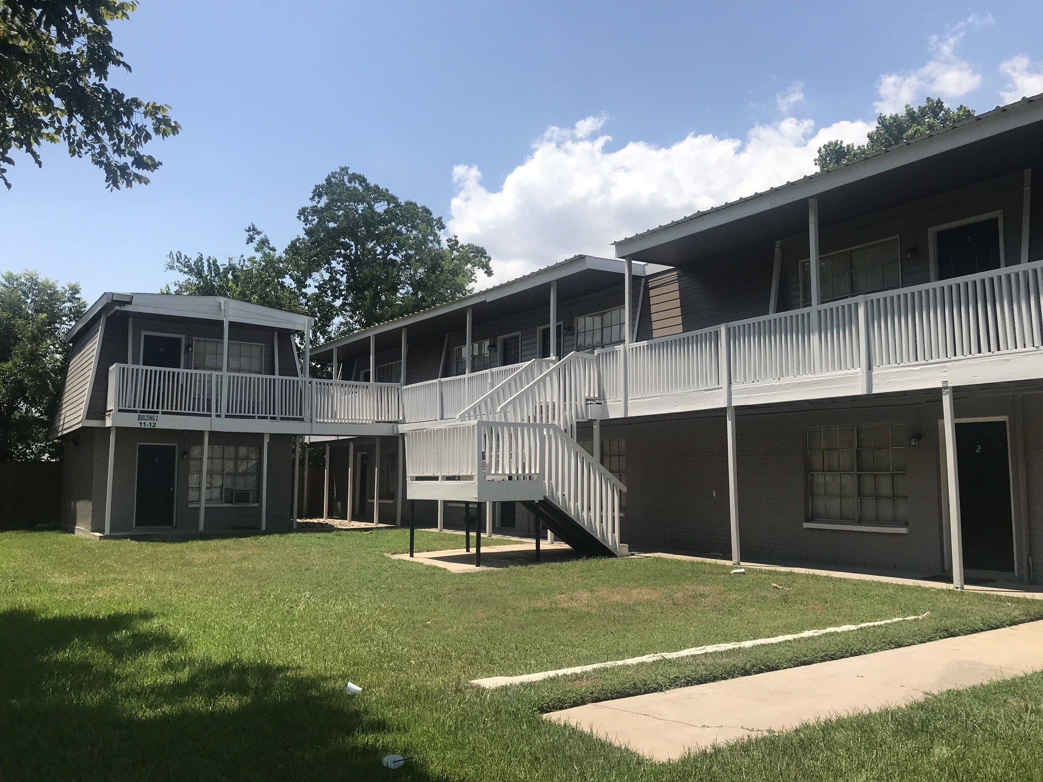 2718 Violet St, Pasadena, TX for Sale