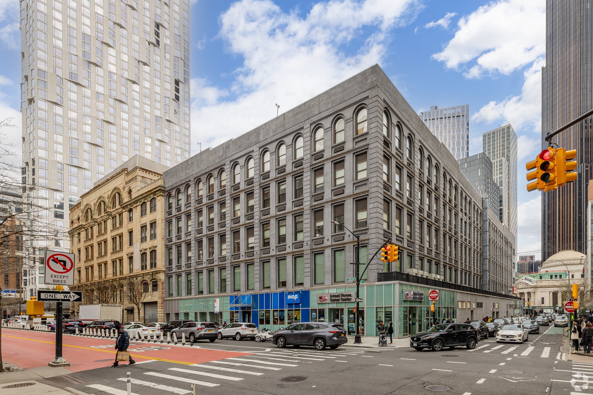 490 Fulton St, Brooklyn, NY for Rent