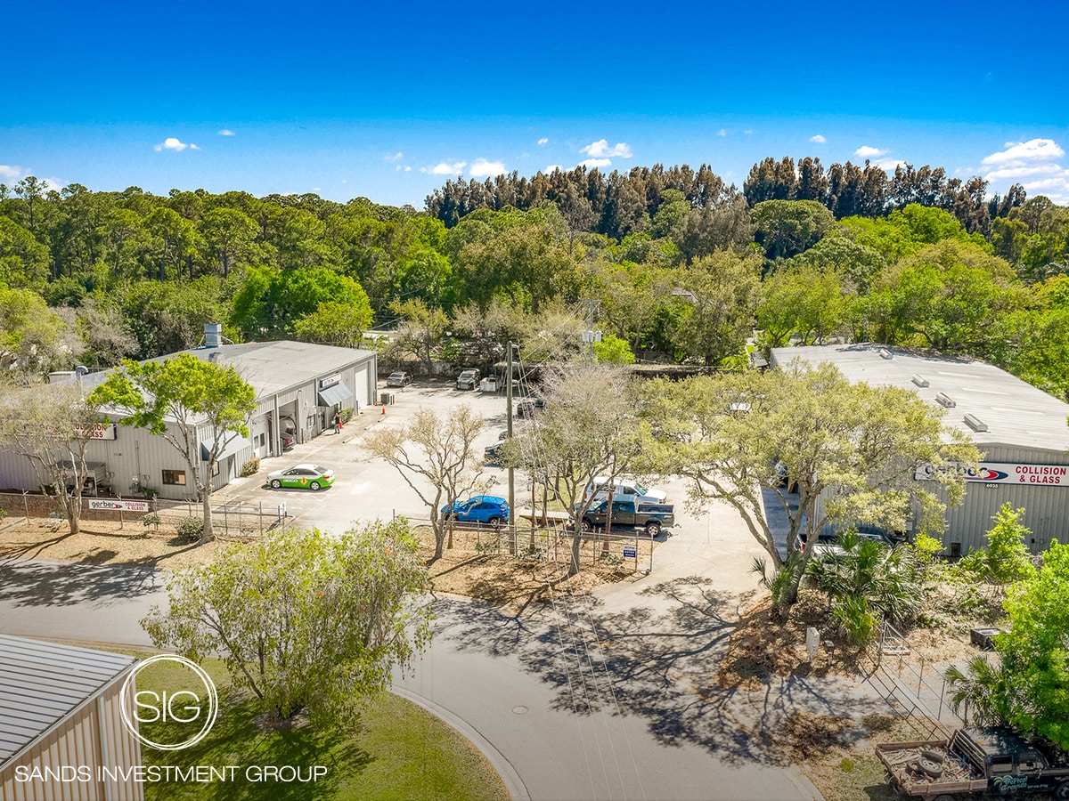 6933 Vickie Cir, Melbourne, FL for Sale