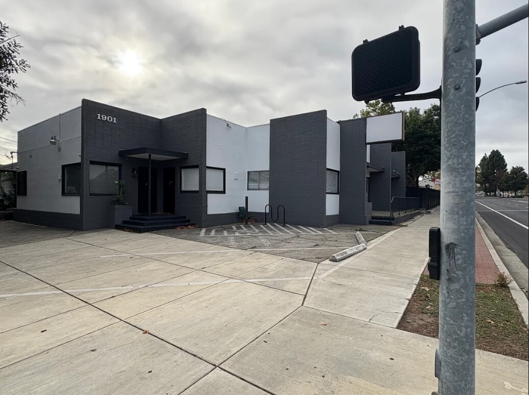 1901 Railroad Ave, Pittsburg, CA for Rent