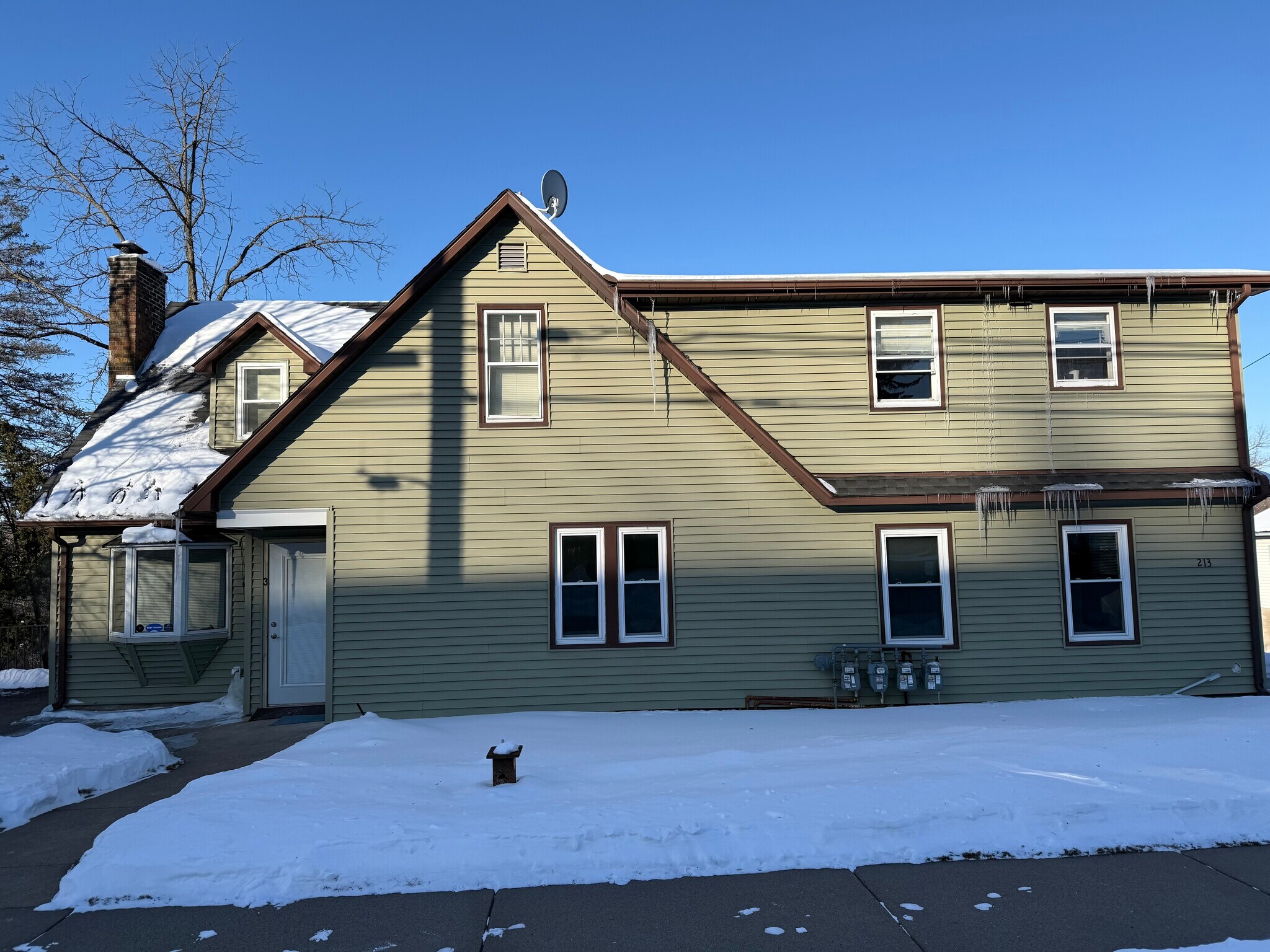 213 S Adams St, Saint Croix Falls, WI for Rent