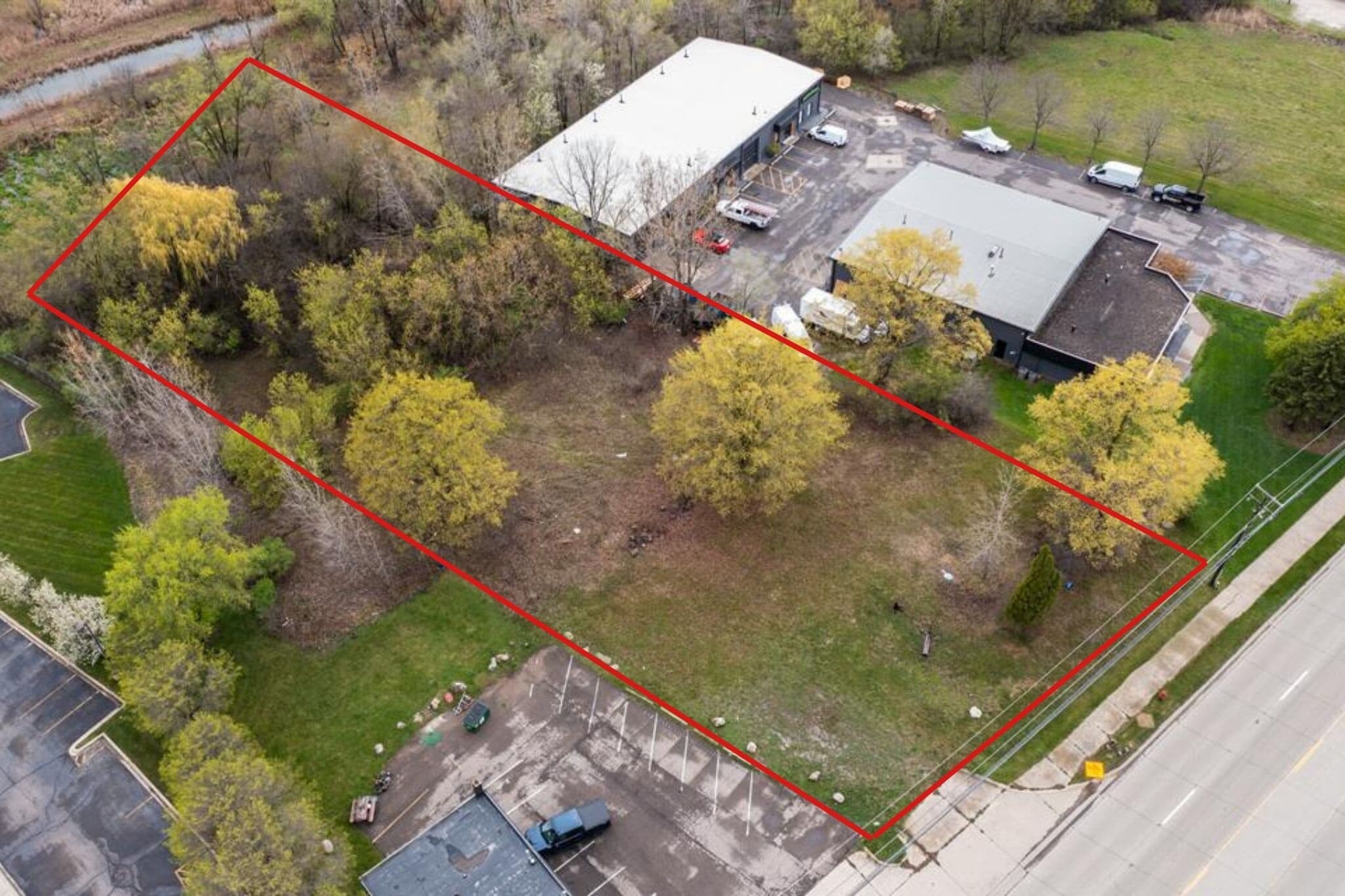 44911 Grand River Ave, Novi, MI for Sale