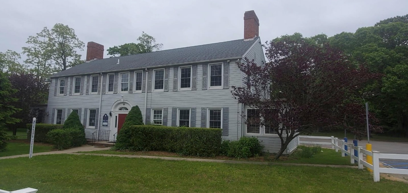 262 Middle Rd, Sayville, NY for Rent