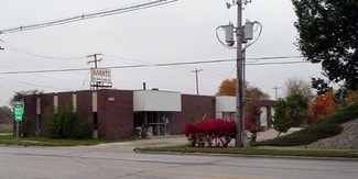 Champaign, IL Freestanding - 2112 N Market St