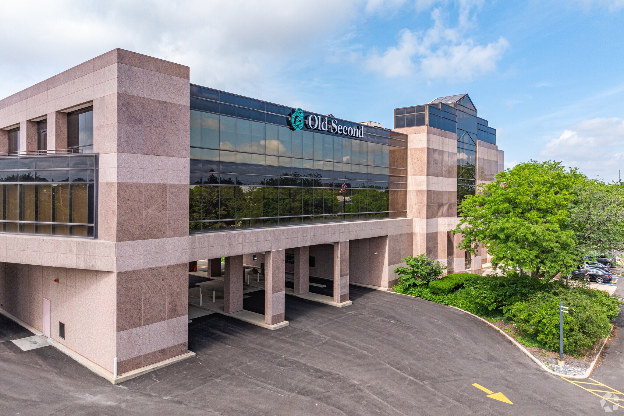 2000 W Galena Blvd, Aurora, IL for Rent
