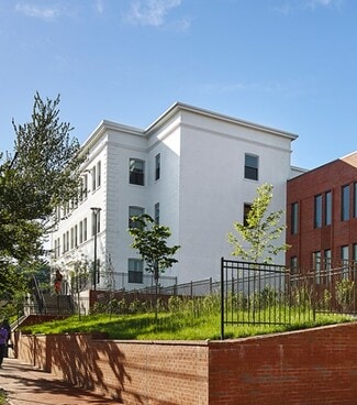 Washington, DC Schools - 1409 V St SE