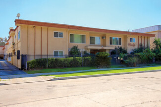 Valley Village, CA Apartments - 11860 Chandler Blvd