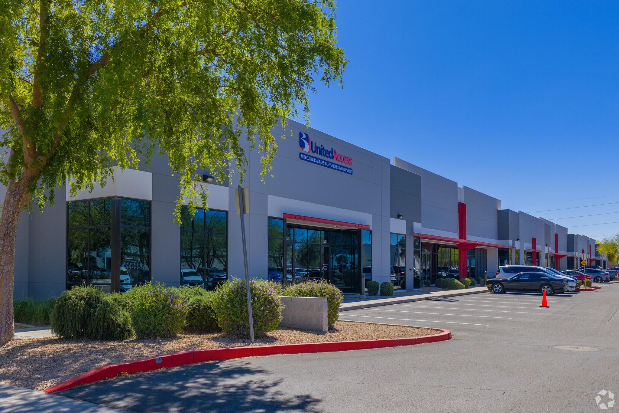 13765 W Auto Dr, Goodyear, AZ for Rent