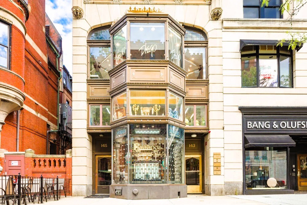 143-145 Newbury St, Boston, MA for Rent