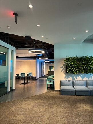 Scottsdale, AZ Coworking Space - 7135 E Camelback Rd
