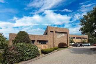 Trumbull, CT Medical - 160 Hawley Ln
