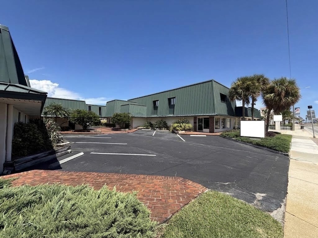242 5th Ave, Indialantic, FL for Rent