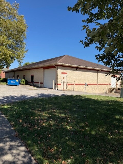 95 16th St SW, Barberton, OH for Sale