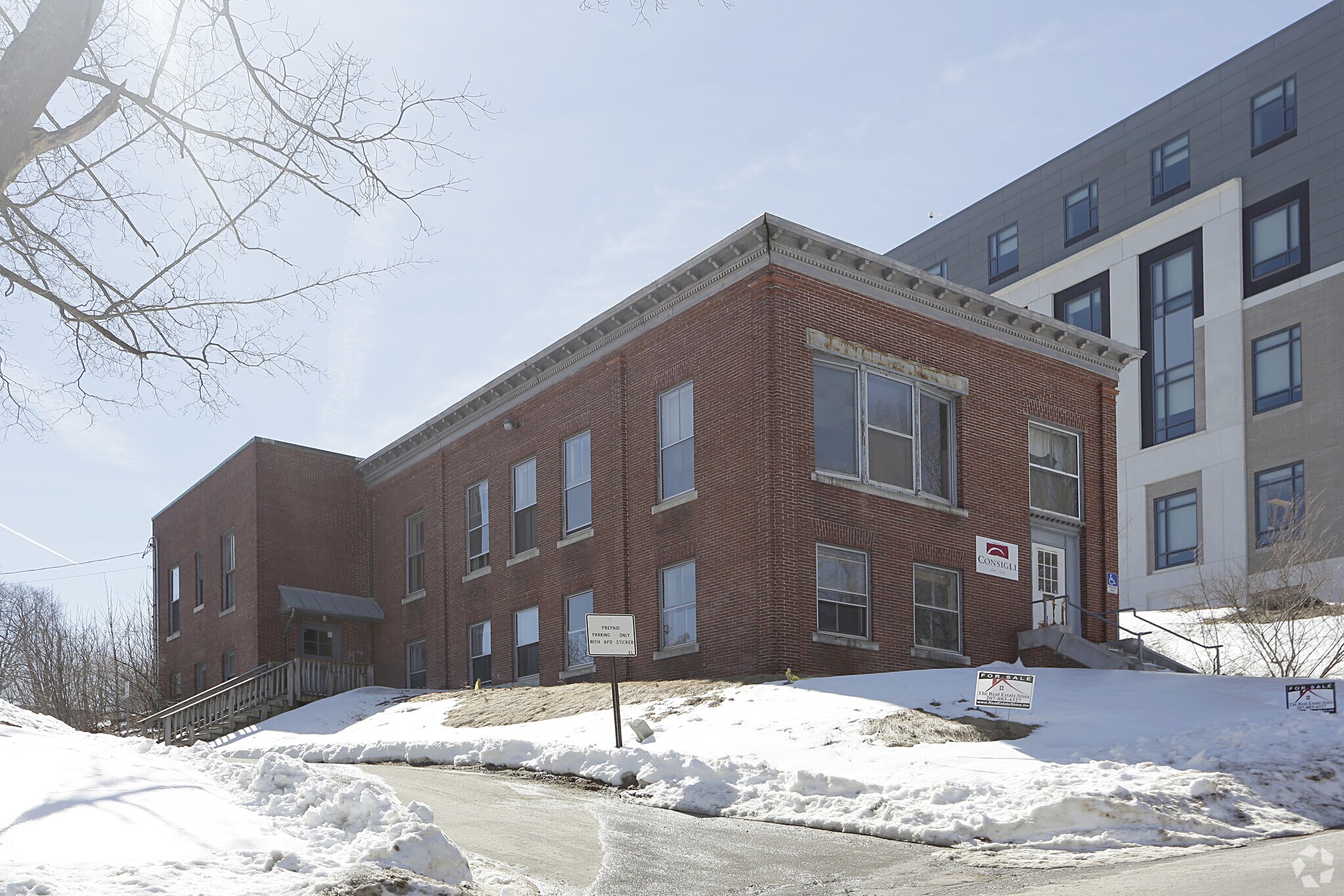 16 Winthrop St, Augusta, ME for Sale