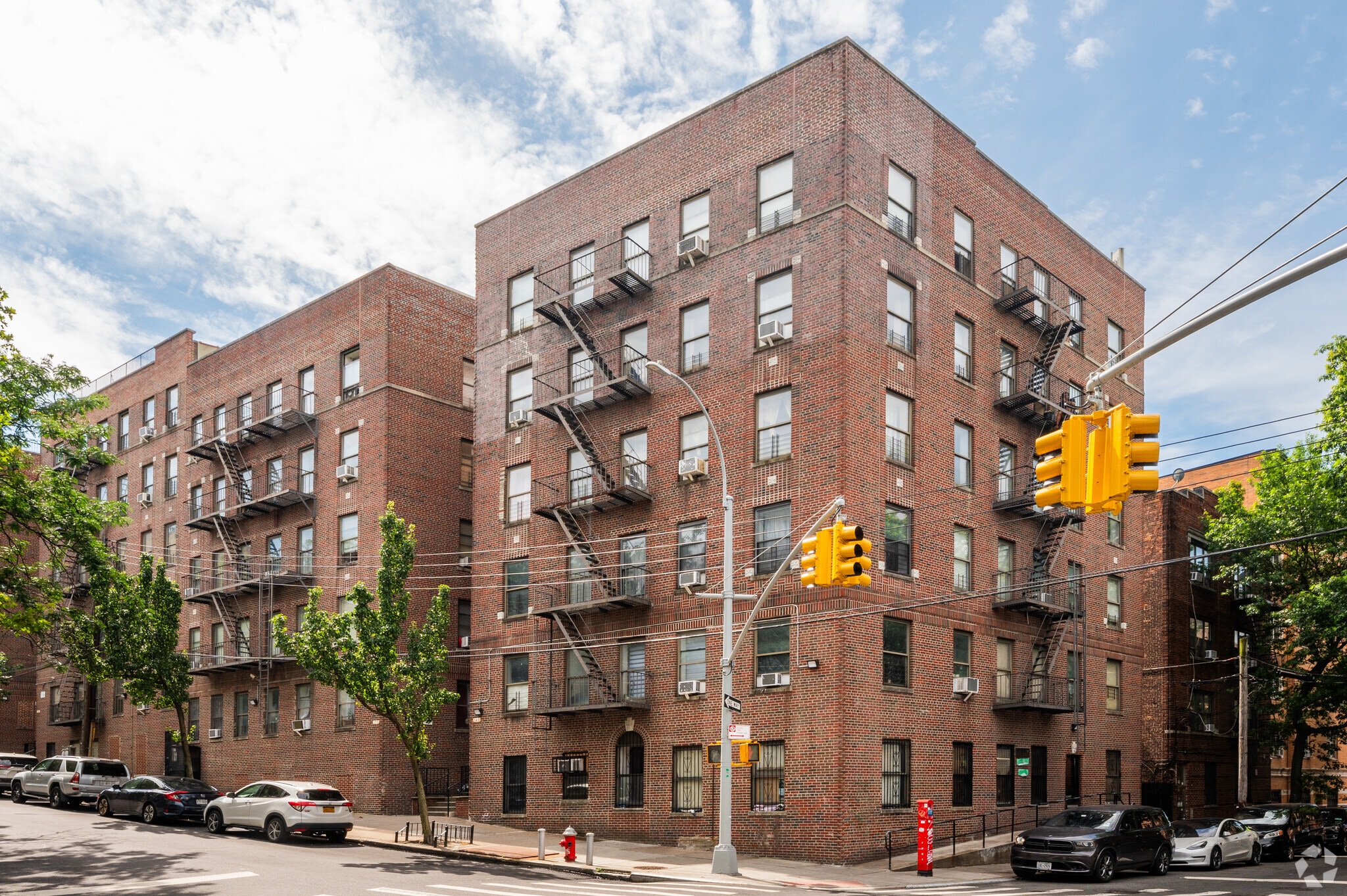 158-160 W 168th St, Bronx, NY for Sale