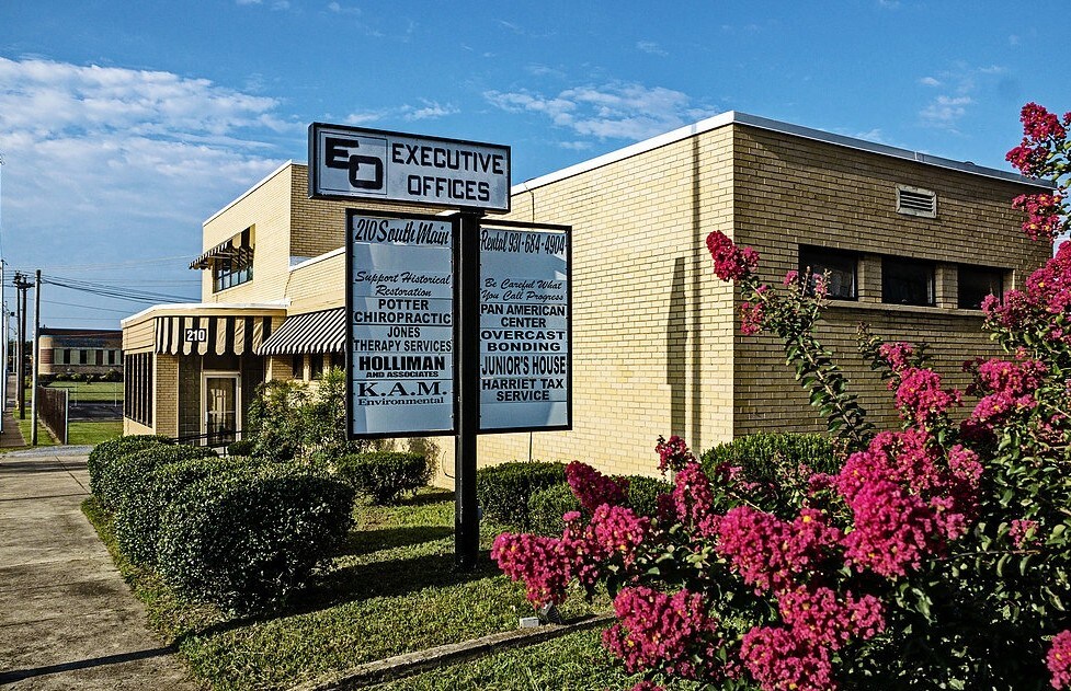 210 S Main St, Shelbyville, TN for Rent