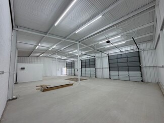 San Antonio, TX Flex - 314 E Nakoma St