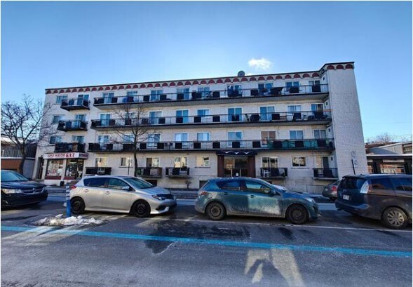 7530 Rue Lajeunesse, Montréal, QC for Sale