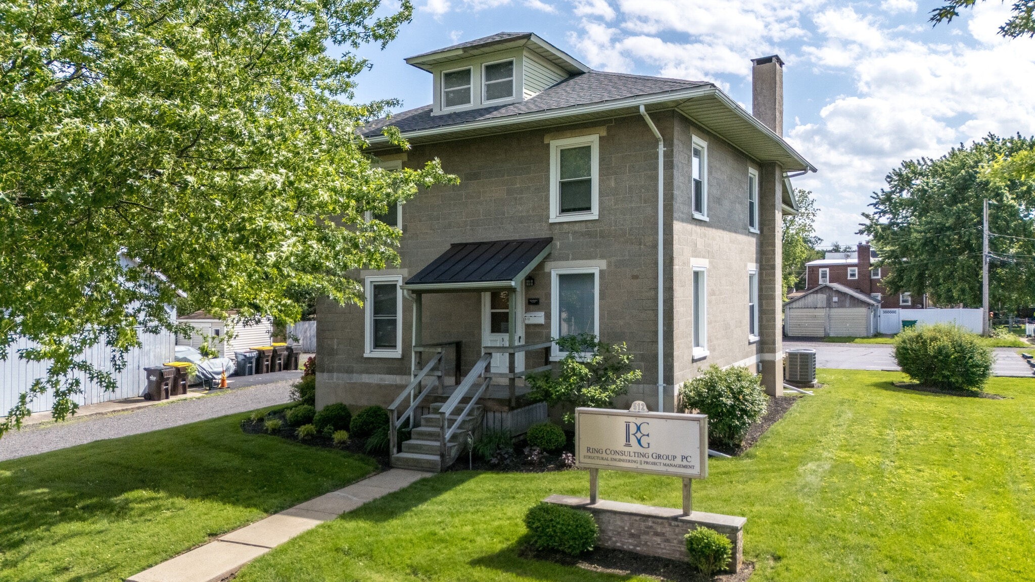 512 W 3rd St, Lansdale, PA for Sale