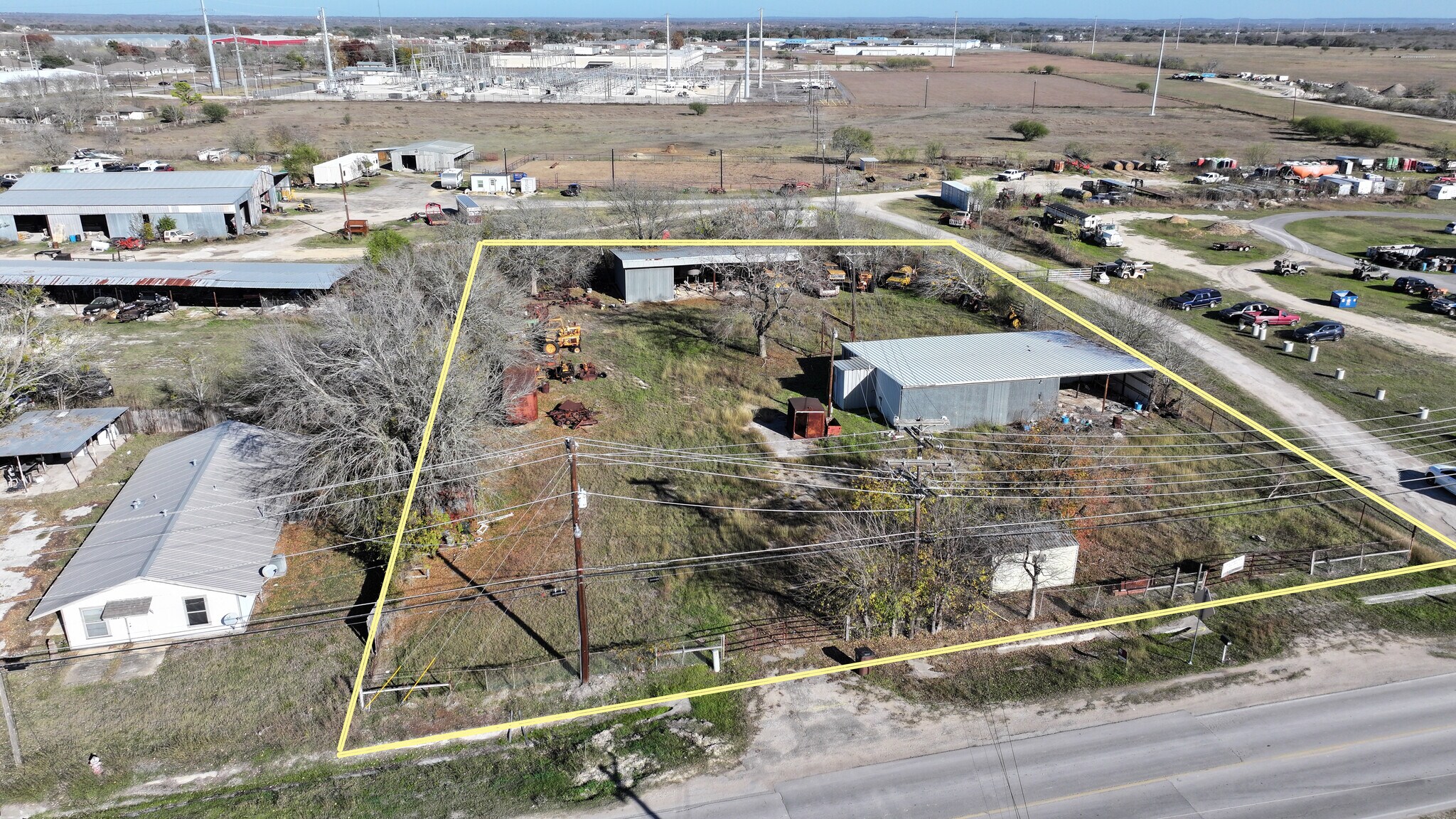1406 S Commerce St, Lockhart, TX for Sale
