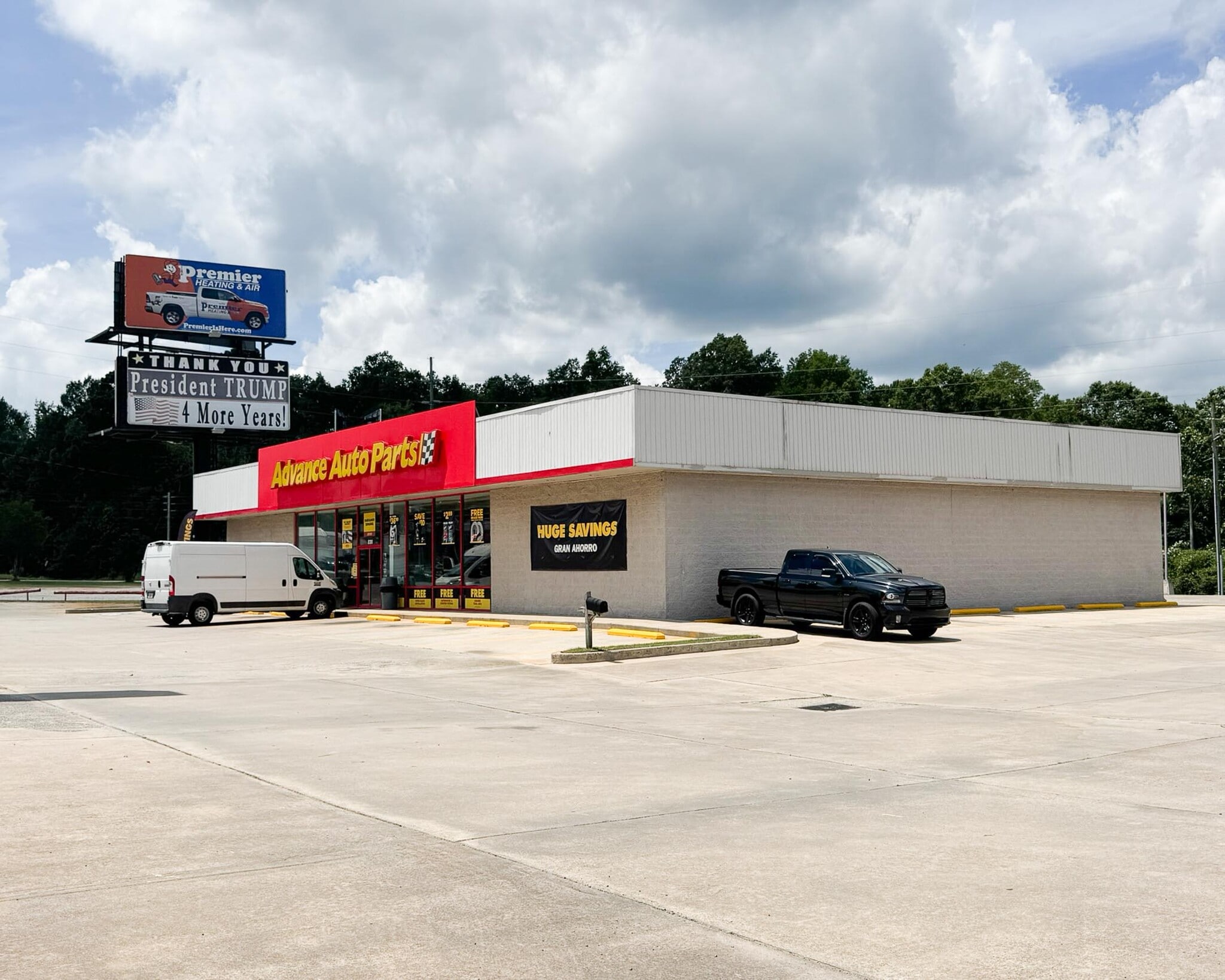 830 S Harris St, Sandersville, GA for Sale