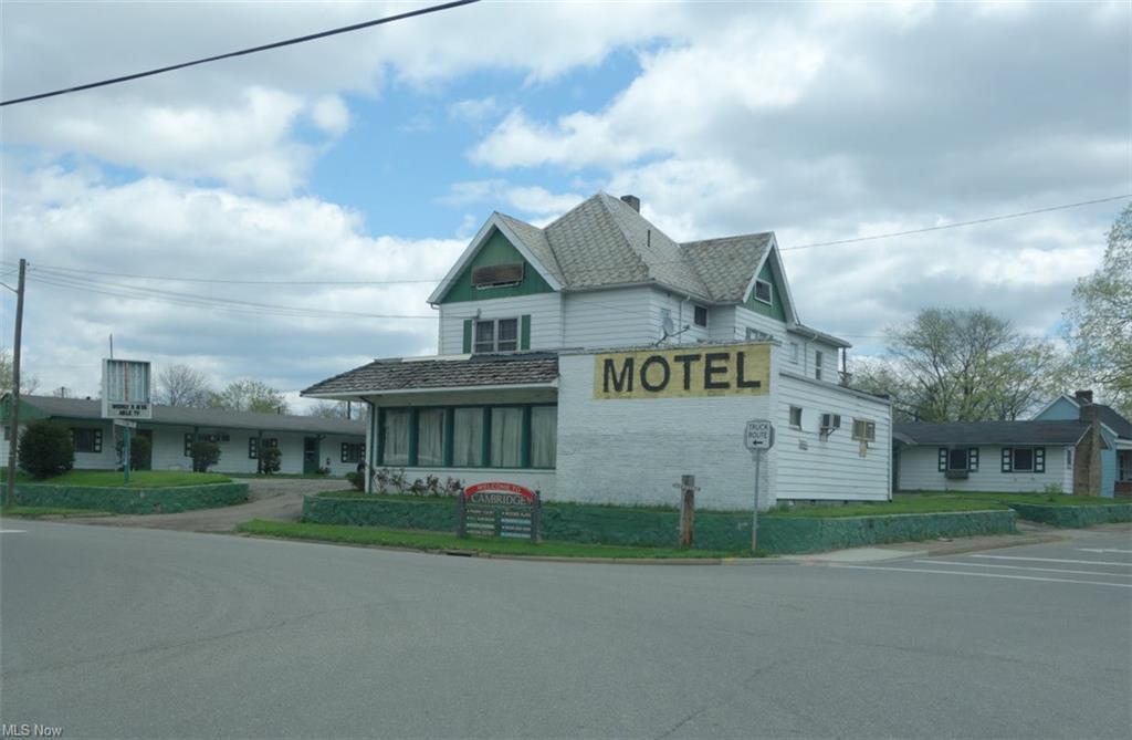 325 Dewey Ave Cambridge Oh 43725 Hospitality Property For Sale On Showcase Com