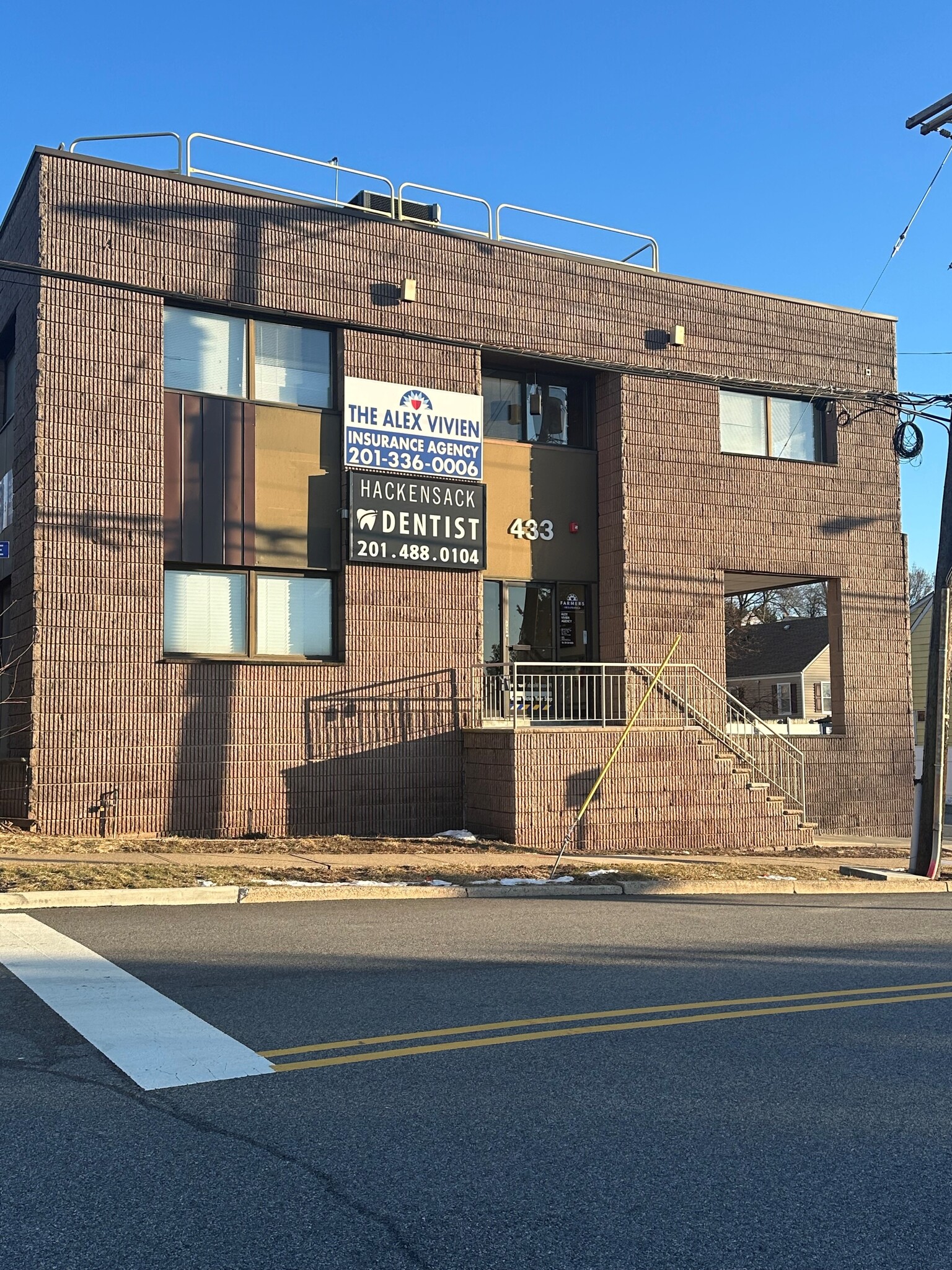433 Essex St, Hackensack, NJ for Rent
